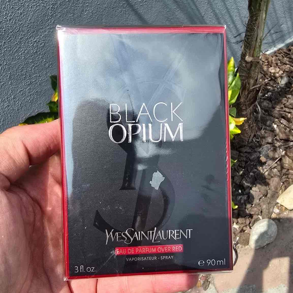 YSL over red BLACK OPIUM 90 ML EDP